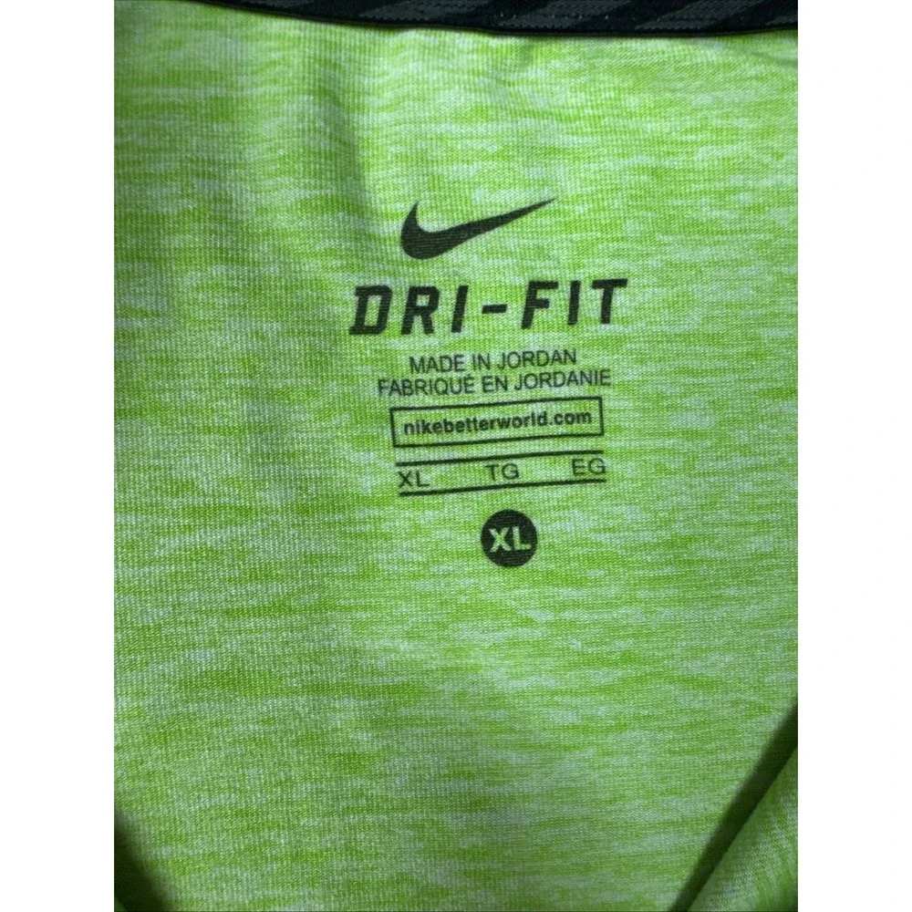 Nike Running Element Dri-Fit 1/2 Zip Mock Neck Pullover 685910-313 • Women's XL
